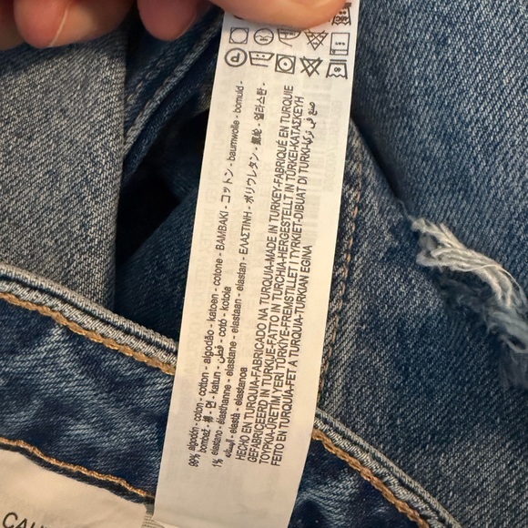 ZARA Women’s High Rise Distressed Straight-Leg Jeans Size 4 - Picture 6 of 6
